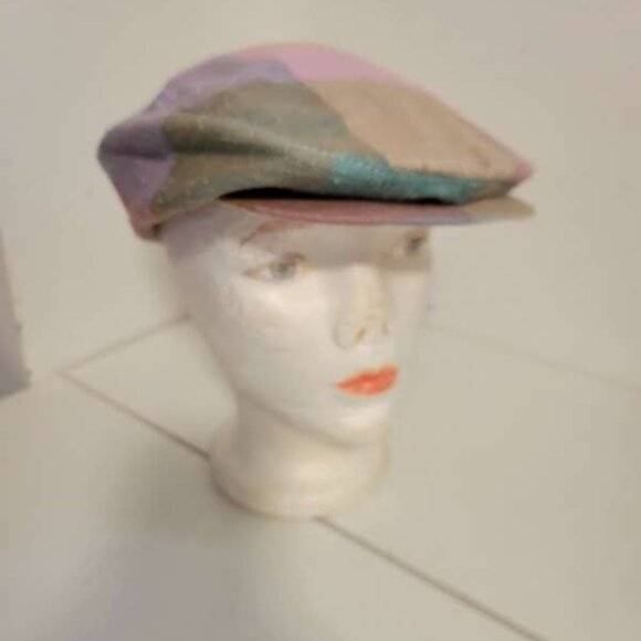 Vintage Gentleman's Ivy Cap in Light Pastel Colors - Picture 4 of 5